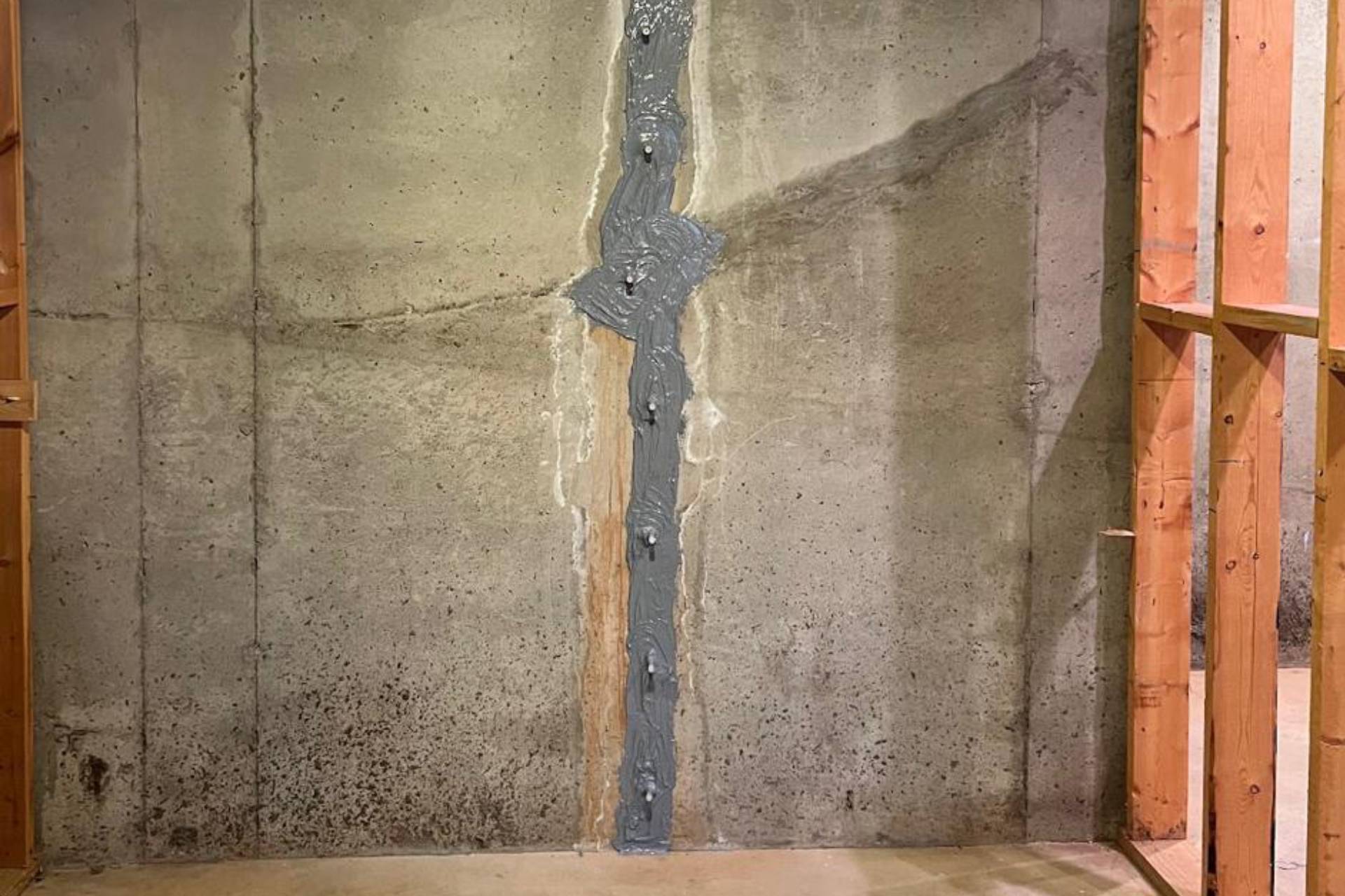 Foundation Crack Injection